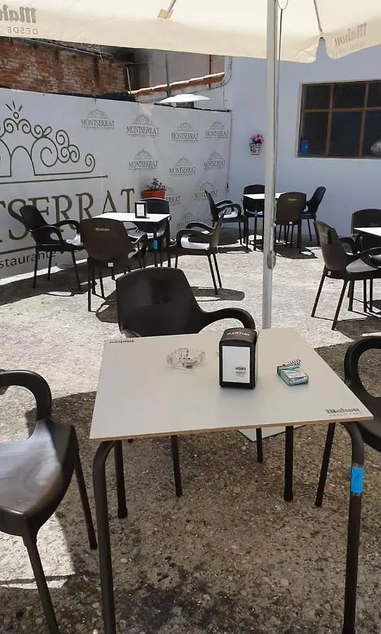 Hostal Montserrat Penaranda de Bracamonte